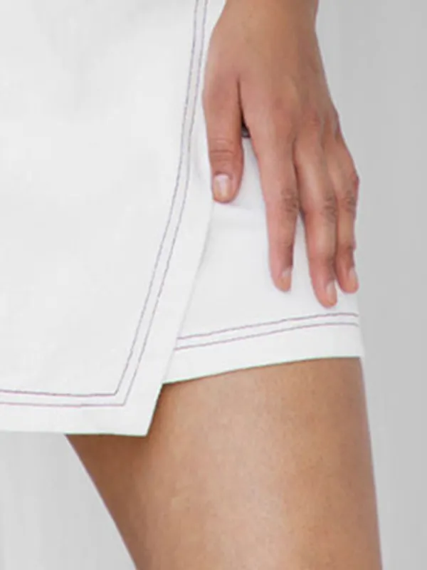 White casual denim skirt