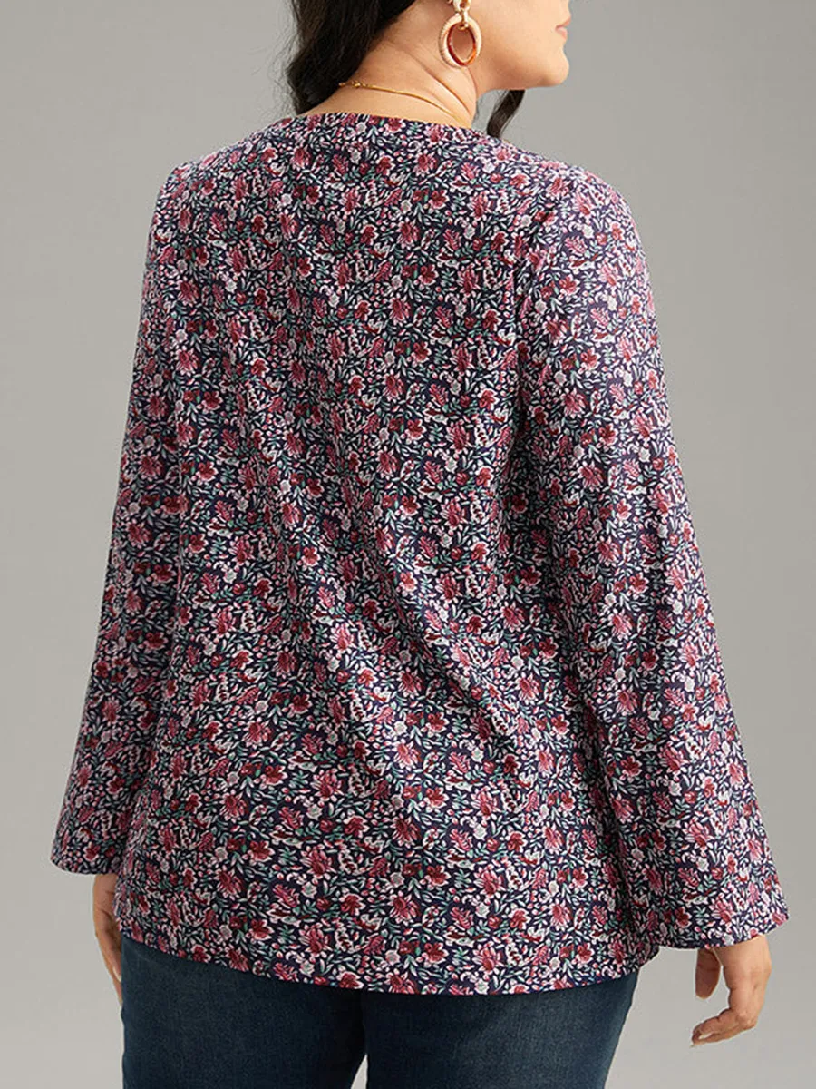 V-neck long sleeve floral shirt