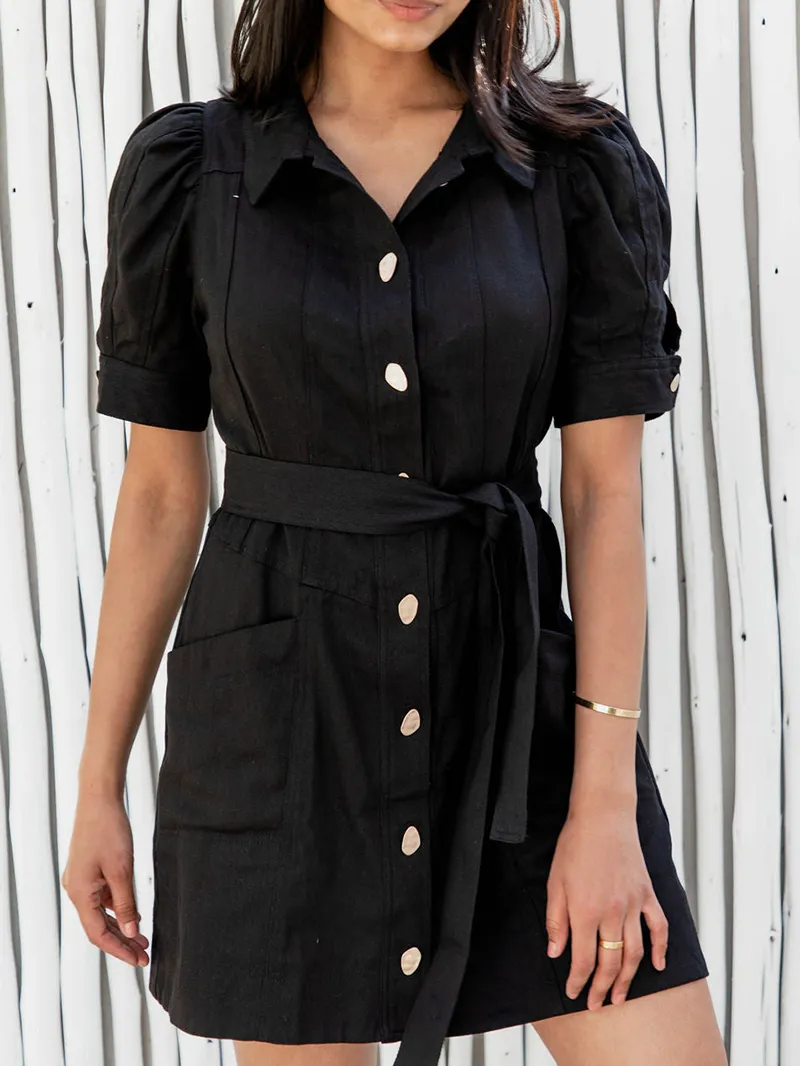 Black short sleeved fashionable denim dress