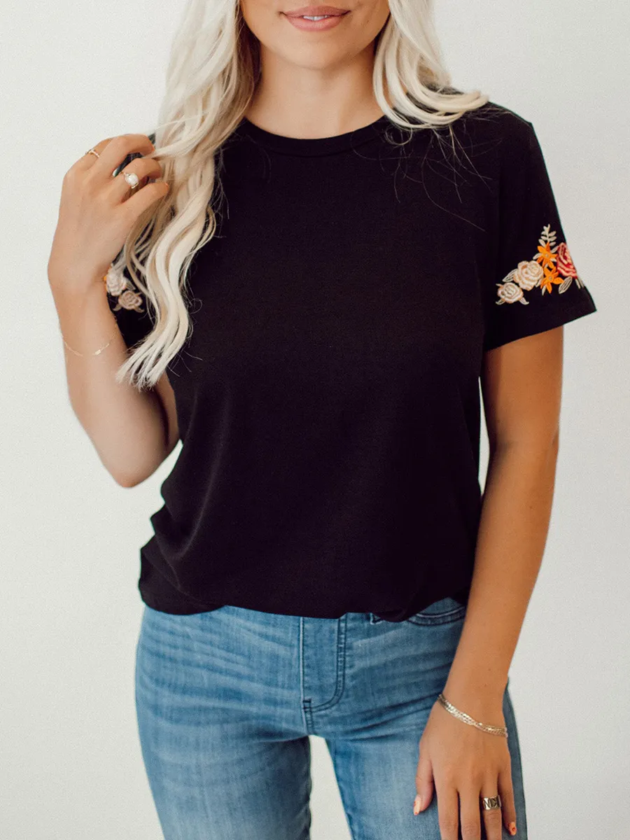 Rose embroidered black T-shirt